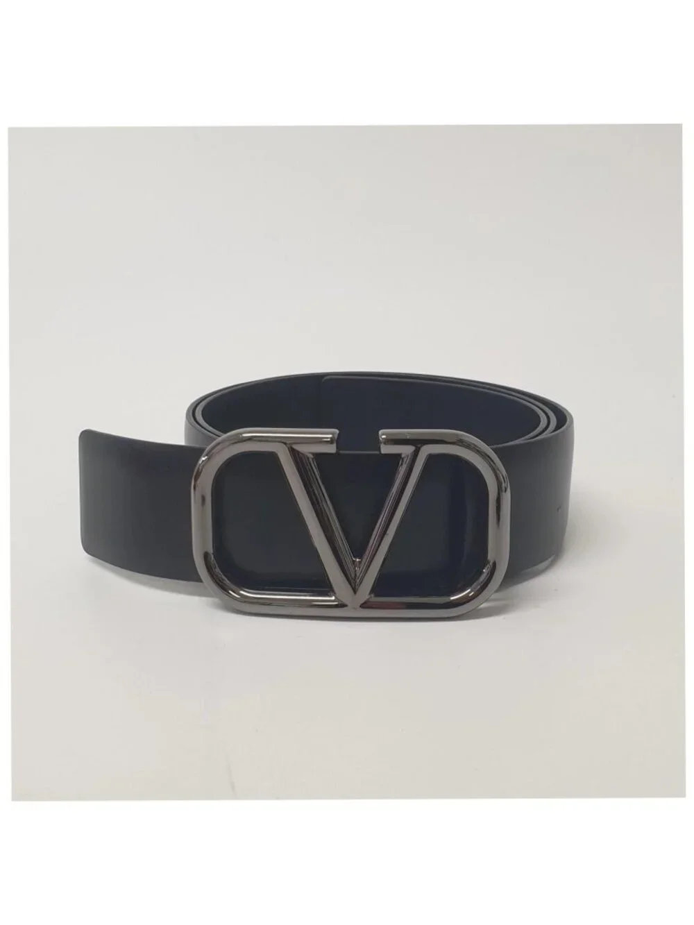 Authentic Valentino Garavani VLogo Black Leather Belt